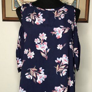 Blue Kair Shortsleeve Dress Women's Medium Cold Shoulder Blue Floral USA